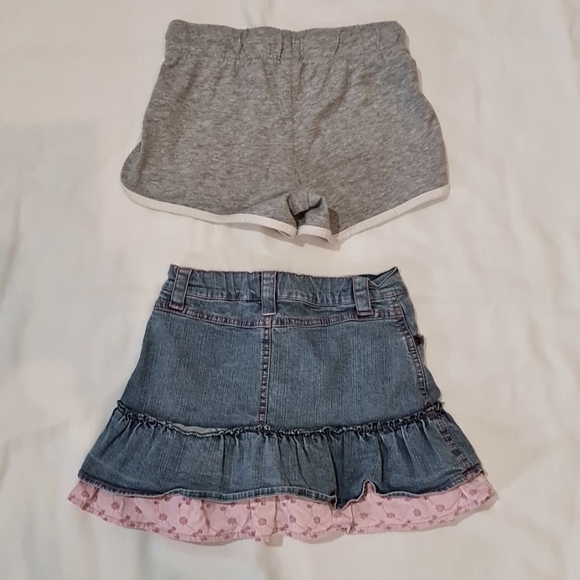 Jogging shorts and Jean skirt with shorts Sz 6 - Picture 3 of 5